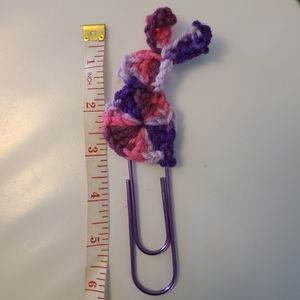 HUGE 4" Crochet "Bunny (Easter)" Clip (holds 50 pgs)